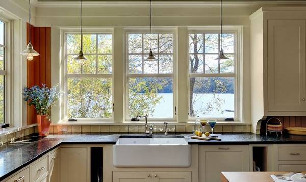 Cửa sổ nhà đẹp bằng kính trang trí cho nhà bếp